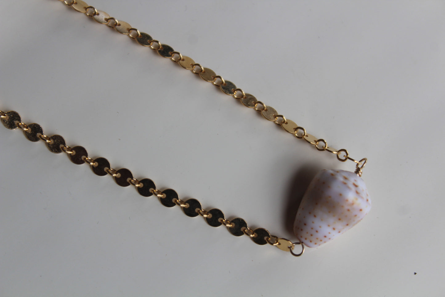 Colored flea cone necklace
